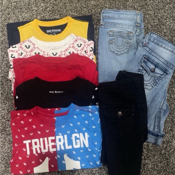 True Religion Kids' Red and Blue Graphic Tee - Picture 1 of 1